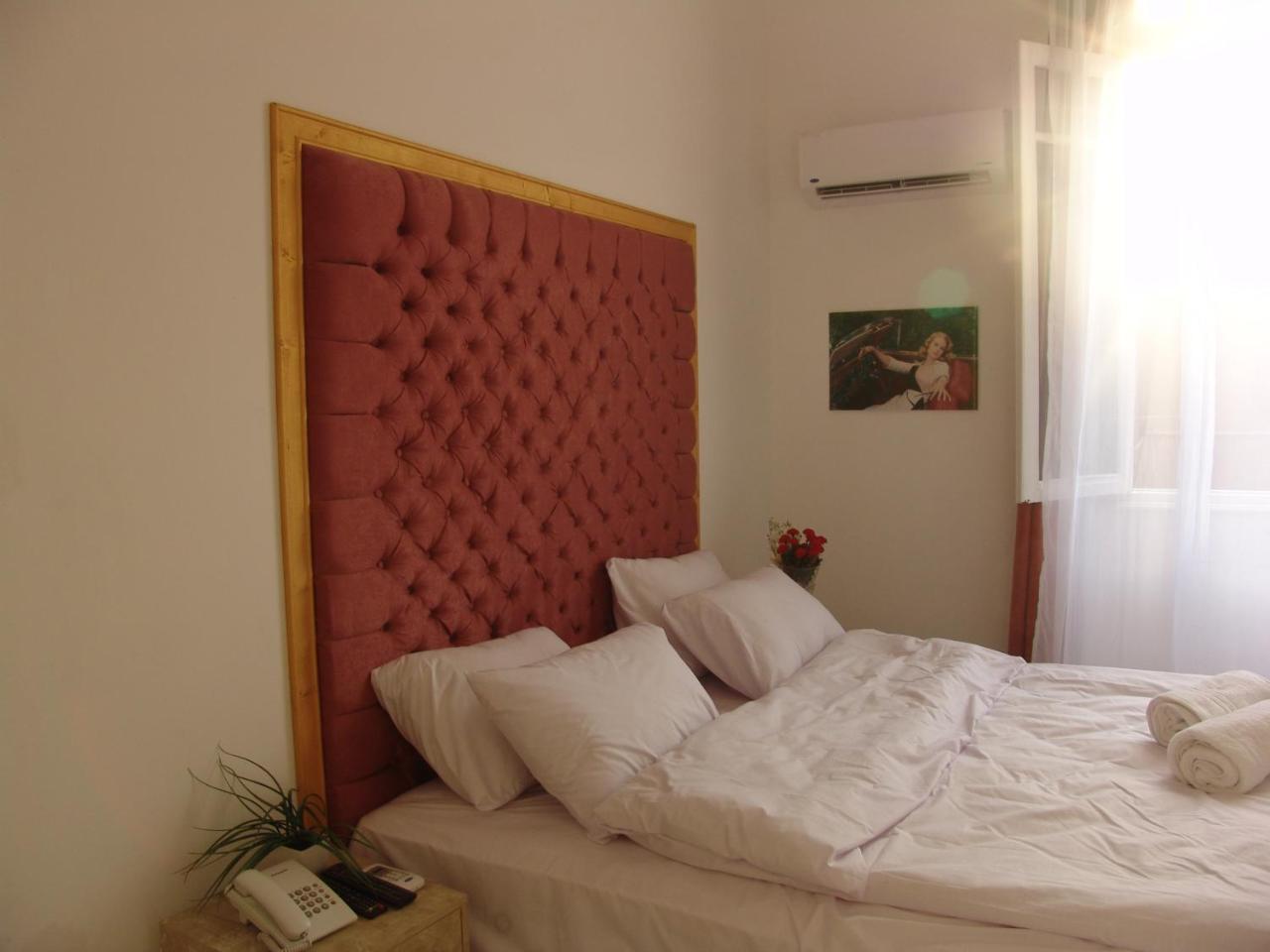 Velvet 1928 Hotel