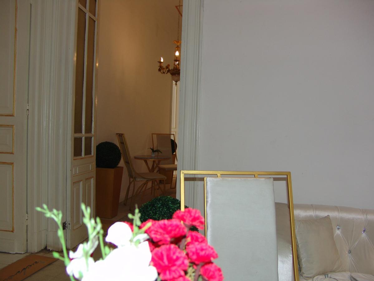 Velvet 1928 Hotel Le Caire